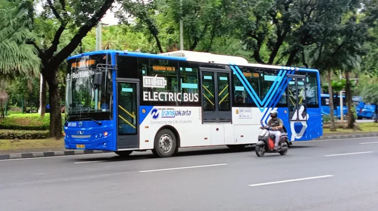 Pemprov DKI Gratiskan Layanan Transportasi Umum selama Lebaran 2026