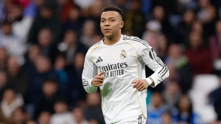 Madrid Konfirmasi Mbappe Alami Cedera Lutut Kiri