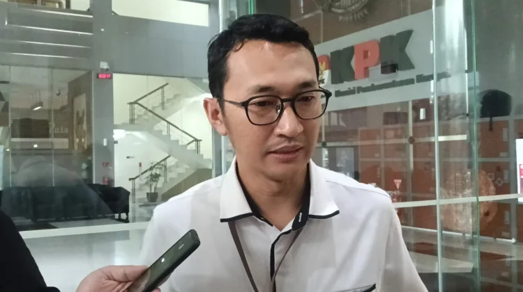 OTT Pekalongan Terkait Pengadaan, KPK Amankan Bupati dan Dua Orang Kepercayaan