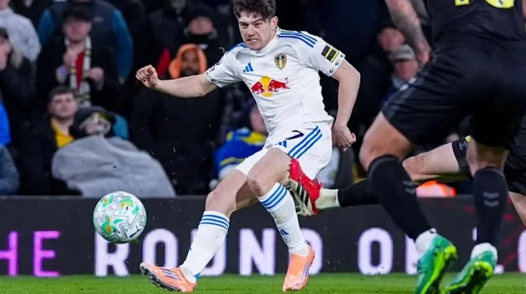 Takluk 0-1 dari Sunderland, Leeds Terancam Masuk Zona Degradasi