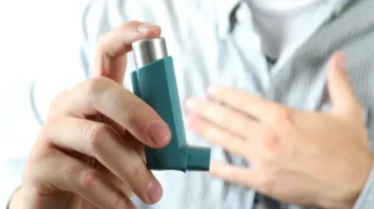 Hukum Menggunakan Inhaler saat Berpuasa