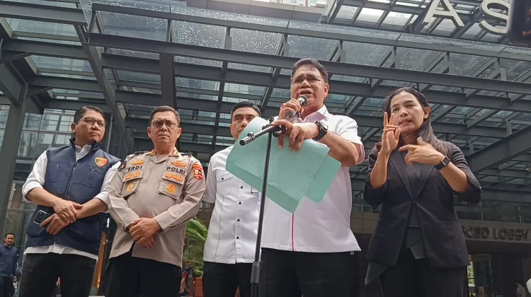 Geledah Kantor Sekuritas di Jaksel, OJK Bekukan Aset Rp14,5 Triliun