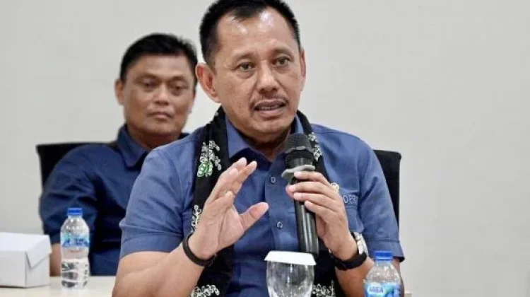 DPR Minta Pemerintah Pastikan Keselamatan PMI di Timur Tengah