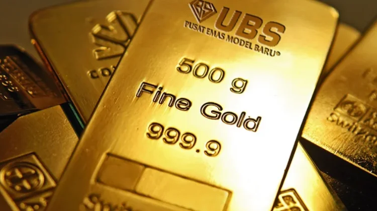 Harga Emas Galeri24 dan UBS di Pegadaian Anjlok, Intip Rinciannya