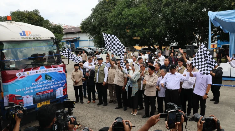 Pemerintah Ekspor Beras Premium untuk Jemaah Haji Indonesia
