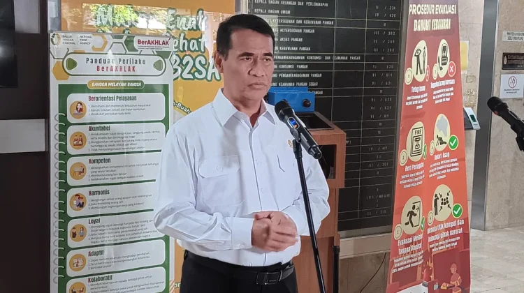 Mentan Sebut Middleman Picu Kenaikan Harga Ayam