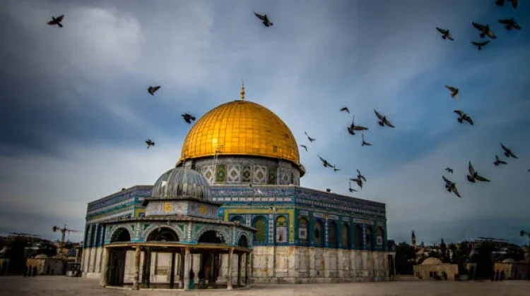 Enam Hari Kosong, Israel Masih Tutup Masjid Al Aqsa