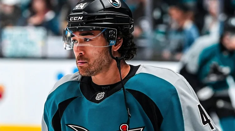 Kiefer Sherwood Teken Kontrak Lima Tahun Bersama San Jose Sharks