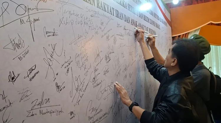Sejumlah Tokoh Nasional Hadiri Penandatanganan Petisi di Kedubes Iran