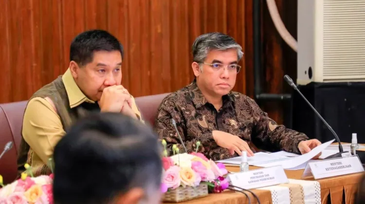 Pemerintah Tegaskan THR dan BHR 2026 Wajib Dibayar Tepat Waktu