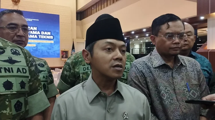 Wamendikdasmen: 97 Sekolah di Sumatra Masih Gunakan Kelas Darurat