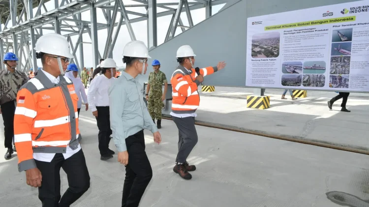 Wapres Tinjau Proyek Talavera Jetty Milik Semen Indonesia di Tuban