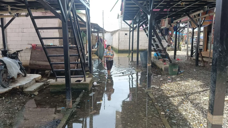 BPBD DKI: Pintu Air Pasar Ikan Siaga 2