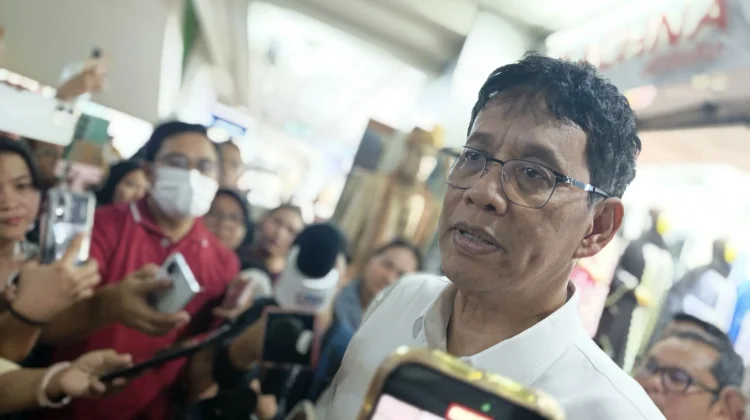 Rupiah Sentuh Rp17 Ribu, Purbaya: Ekonomi Indonesia Masih Ekspansi