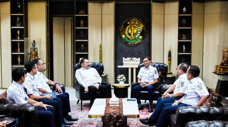 KAI dan Kejaksaan Agung Perkuat Sinergi Pengelolaan Aset Perusahaan