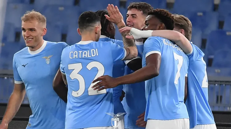 Serie A Italia, Lazio Menang Dramatis 2-1 atas Sassuolo