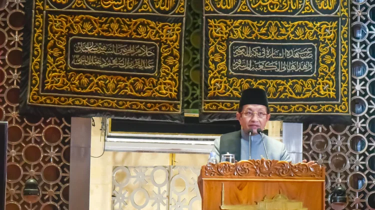 Hadirkan 100.000 Alquran Iluminasi Tionghoa, Serian : Memperkaya Seni Islam