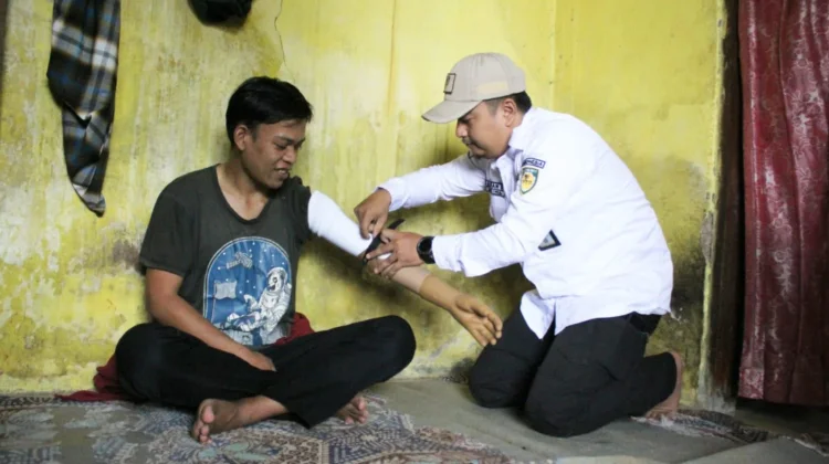 Ramadan Menguatkan, BAZNAS Salurkan Tangan Prostetik bagi Disabilitas di Bogor