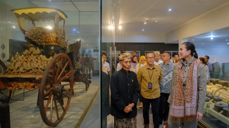 Menpar Tinjau Destinasi Wisata Cirebon, jelang Libur Panjang