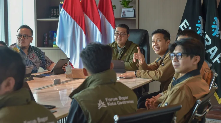 Menteri Ekraf Bahas Usulan Bogor Jadi Kota Gastronomi Dunia Melalui UCCN