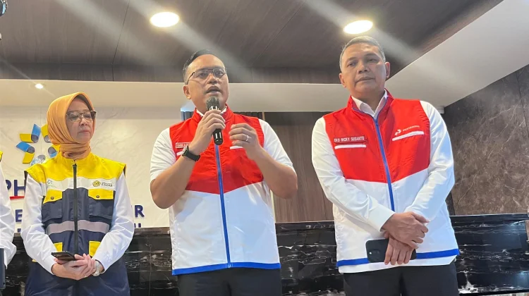 Pertamina Pantau Dua Kapal yang Masih di Teluk, Utamakan Keselamatan Kru