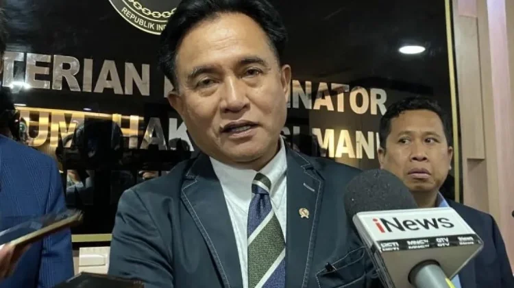 Menko Yusril Nilai UU Organisasi Profesi Mendesak Dibentuk