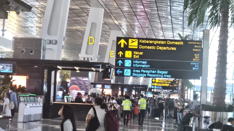 Penumpang Bandara Soetta Mulai Padat, Tembus 174.023 Jiwa