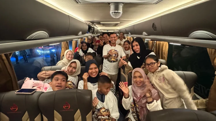 Wamenaker RI dan Ketua BMKJ Jakarta Lepas Mudik Gratis ke Jambi