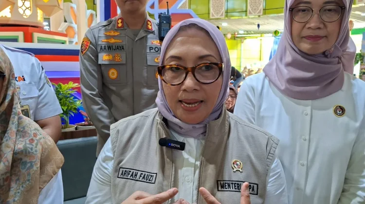 Menteri PPPA Sosialisasikan Peraturan Media Sosial Anak di Bawah 16 Tahun