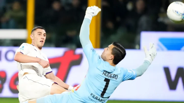 Fiorentina Pesta Gol 4-1 saat Bertandang Hadapi Cremonese