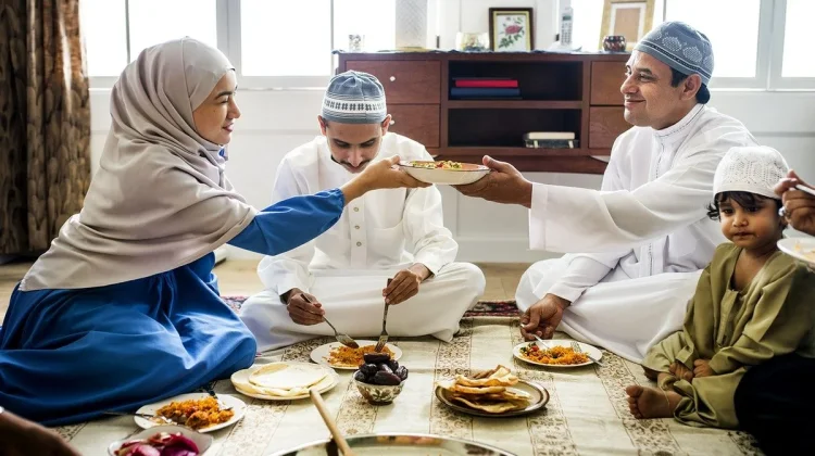 Ramadan Sebagai Momentum Perkuat Solidaritas Sosial