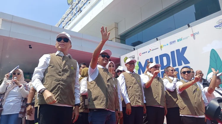 Kementerian ESDM Gelar 'Mudik Bareng', Libatkan 33 Bus ke Berbagai Daerah