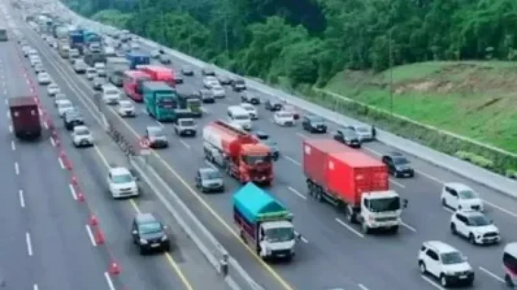 Rekayasa 'One Way Sepenggal' KM 70-263 Berlaku Sore Ini