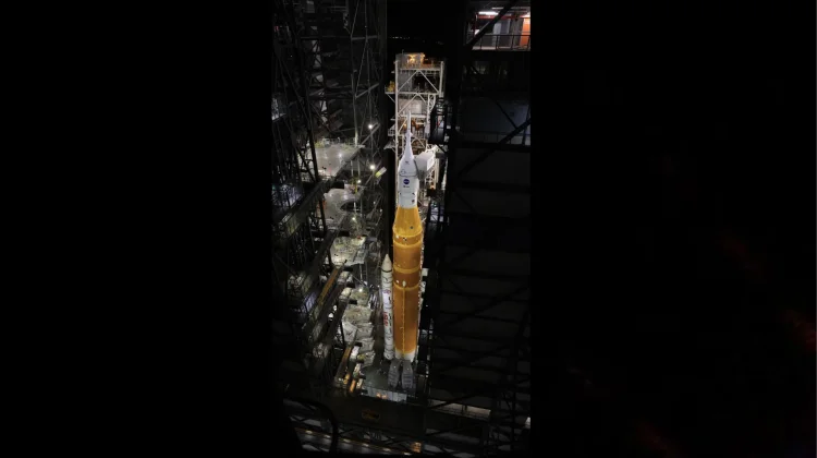 NASA Geser Jadwal Penempatan Roket Artemis II ke Landasan Peluncuran