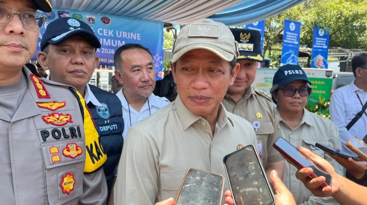 Menteri LH Tekankan Pengelolaan Sampah saat Mudik di Jakarta Utara