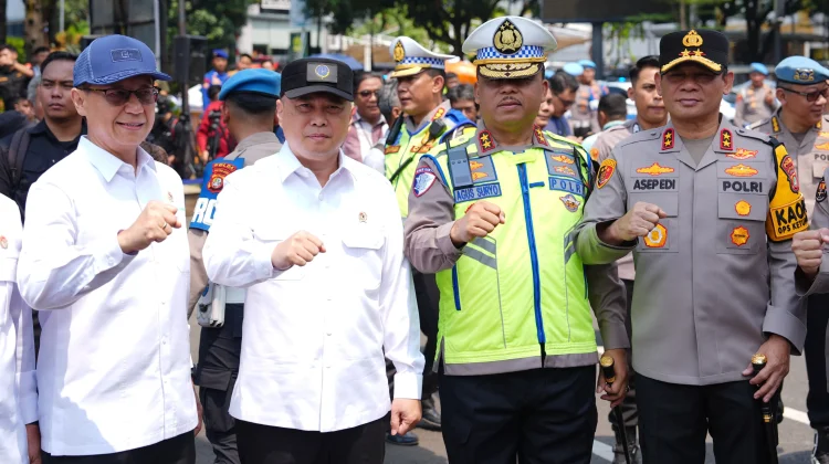 Kakorlantas Dampingi Kapolri Lepas Mudik Gratis, Pastikan Perjalanan Mudik Aman