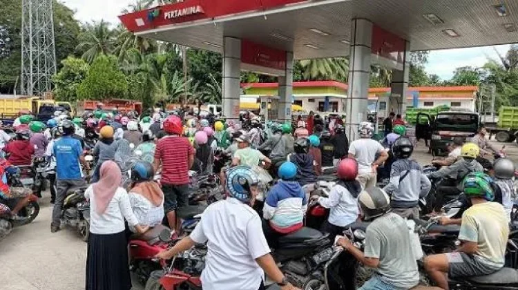 Masyarakat Diminta Tak Panic Buying, Jaga Stabilitas BBM