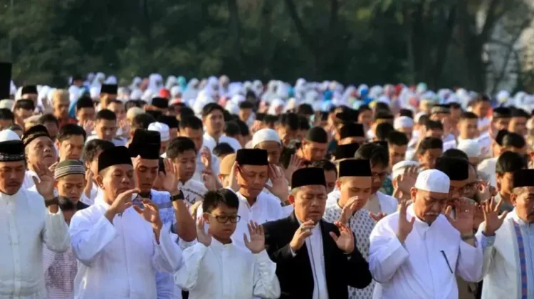 Seandainya Idulfitri Besok, Bagaimana Hukum Salat Jumat?