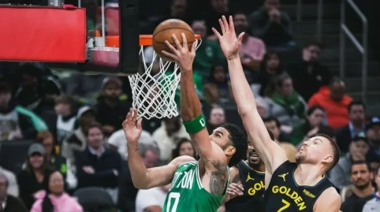 Curry Absen, Warriors Tumbang Dari Celtics