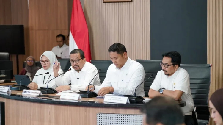 Wamentan Pastikan Stok Pangan Aman