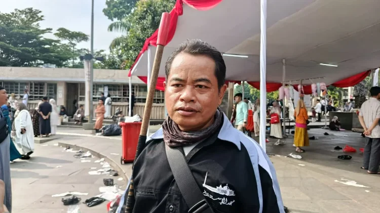Volume Sampah Meningkat, Perugas Istiklal Bergerak Cepat