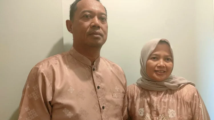 Rindu di Peron Stasiun: Keluarga Surabaya Rela Susul Anak ke Jakarta