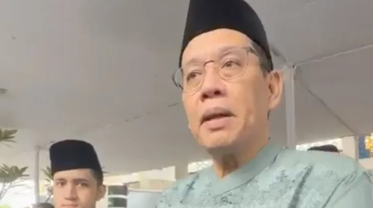 Lebaran Pertama Menkeu Purbaya, Singgung Harga Baju Koko