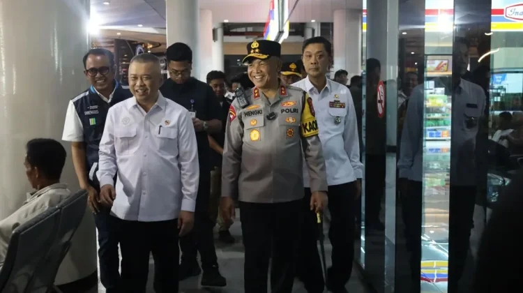 Menhub Pastikan Fasilitas Transportasi Arus Mudik-Balik Lebaran Baik