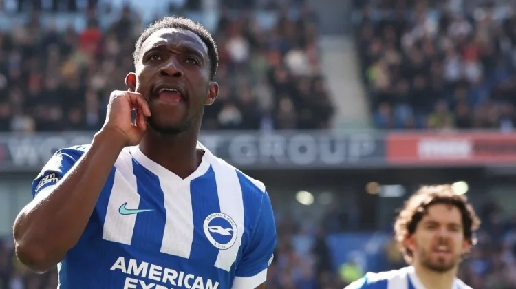 Dua Gol Welbeck Antarkan Brighton Tundukkan Liverpool 2-1