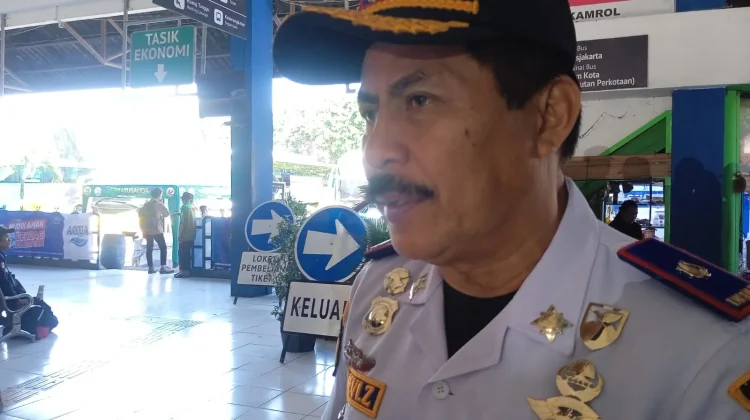 Arus Balik Lebaran 2026 Terminal Kampung Rambutan Diprediksi Terjadi Dua Gelomba