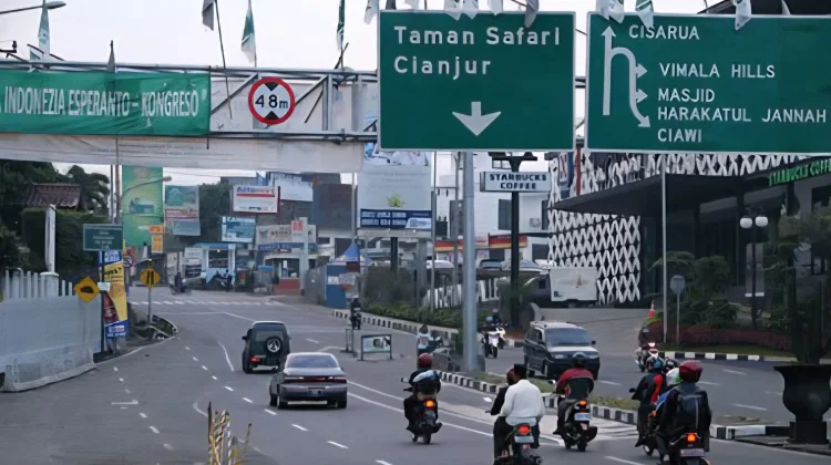 Skema One Way Dibuka di Jalur Puncak Mulai H+1 Lebaran