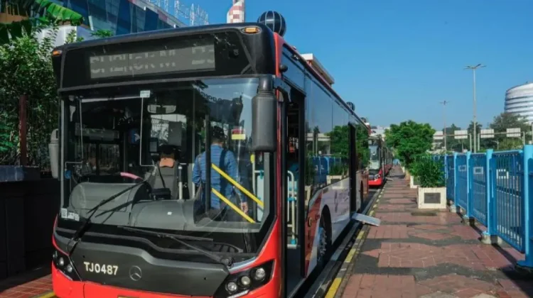Arus Balik Lebaran, Transjakarta Tambah 15 Bus Rute EID ke Pulo Gebang