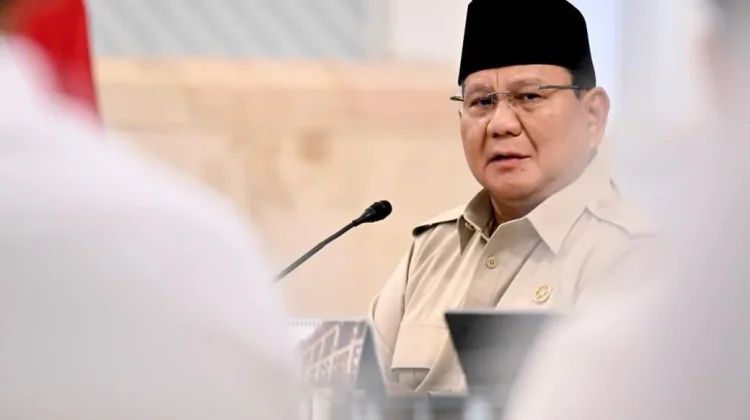 Prabowo Targetkan Renovasi 300 Ribu Sekolah dan Percepat Digitalisasi