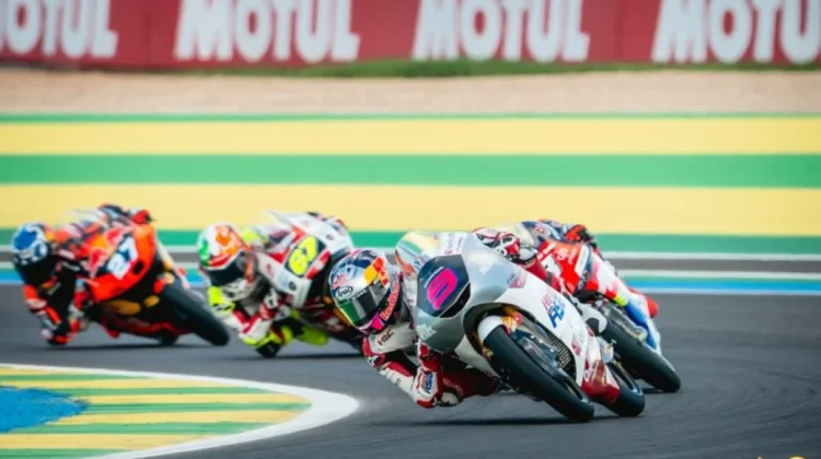 Veda Ega Finis Ketiga Moto3 Brasil, Cetak Sejarah Baru